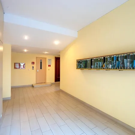 Babyaccommodation Family Comfort V Apartment Pietra Ligure